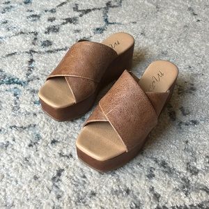 Matisse Leather Holden Platform Sandal